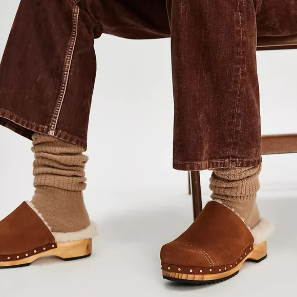Anthropologie Brown Suede Shearling Clogs NWT Sz 9.5
